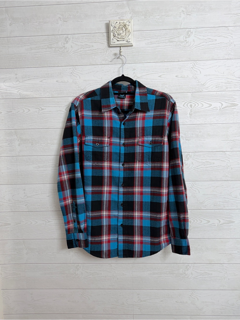 Burnside Men's Blue and Black Plaid Button-Down Shirt. Size M